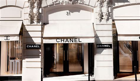 how many chanel boutiques are there worldwide|how many chanel stores worldwide.